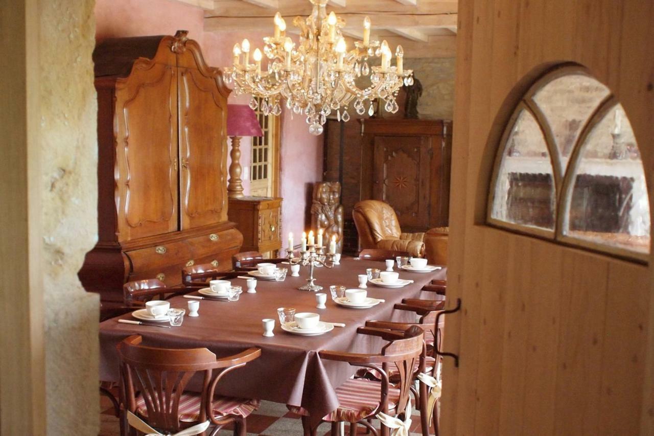 Le Couvent De Neuviale Bed & Breakfast Parisot  Bagian luar foto