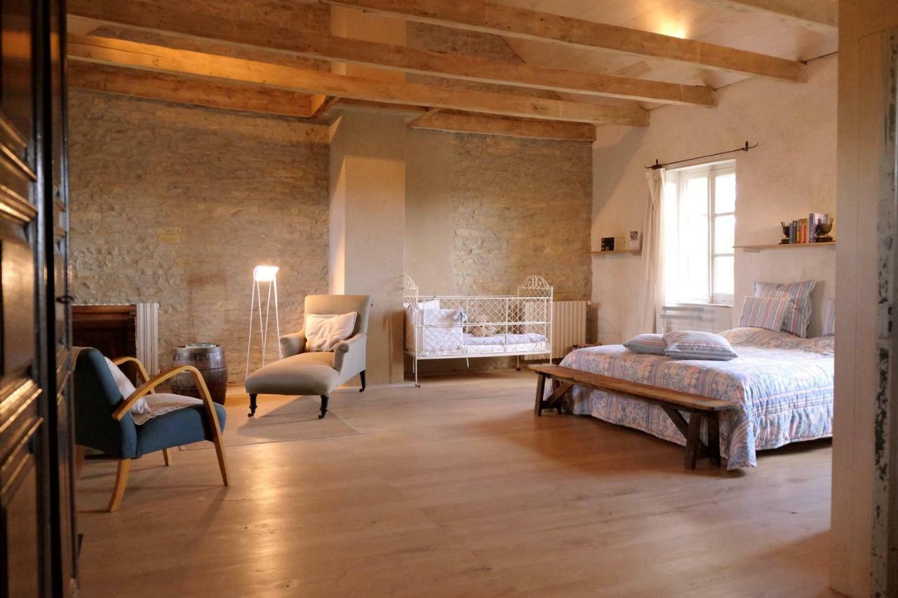 Le Couvent De Neuviale Bed & Breakfast Parisot  Bagian luar foto