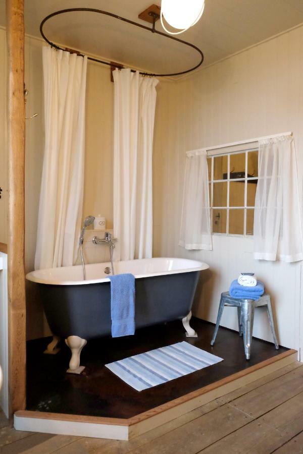 Le Couvent De Neuviale Bed & Breakfast Parisot  Bagian luar foto
