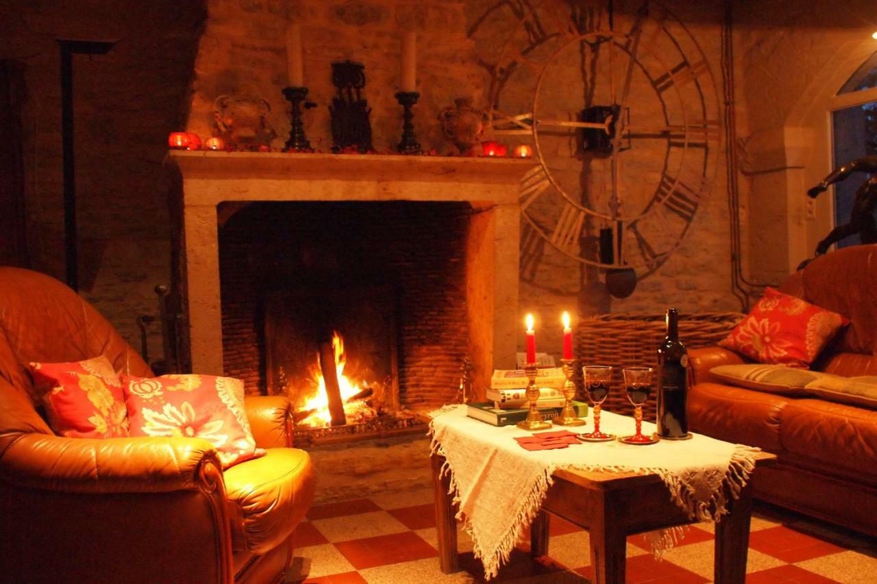 Le Couvent De Neuviale Bed & Breakfast Parisot  Bagian luar foto