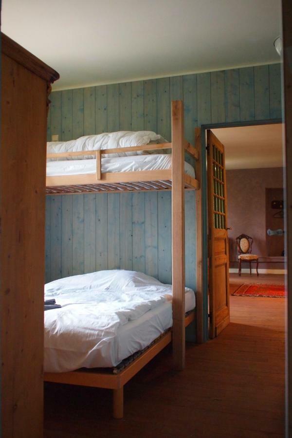 Le Couvent De Neuviale Bed & Breakfast Parisot  Bagian luar foto