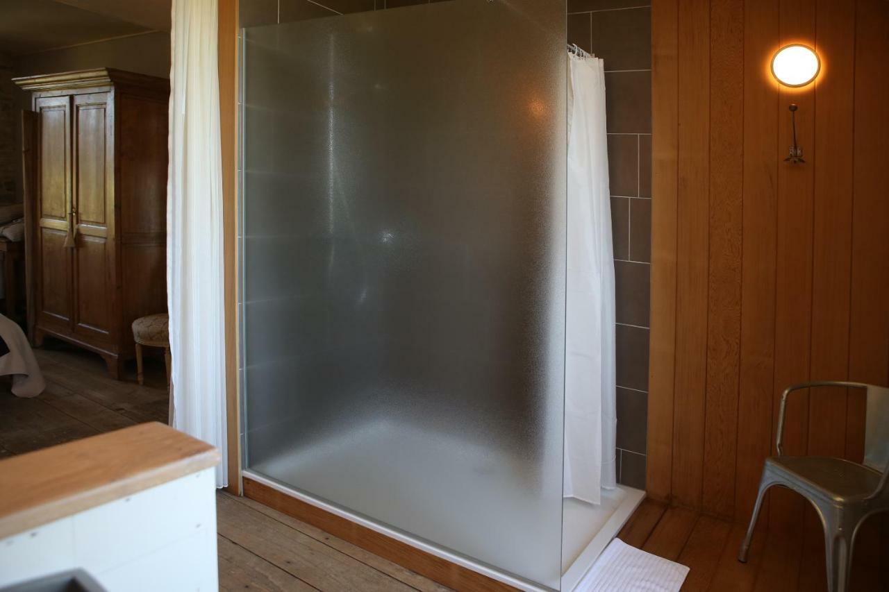 Le Couvent De Neuviale Bed & Breakfast Parisot  Bagian luar foto